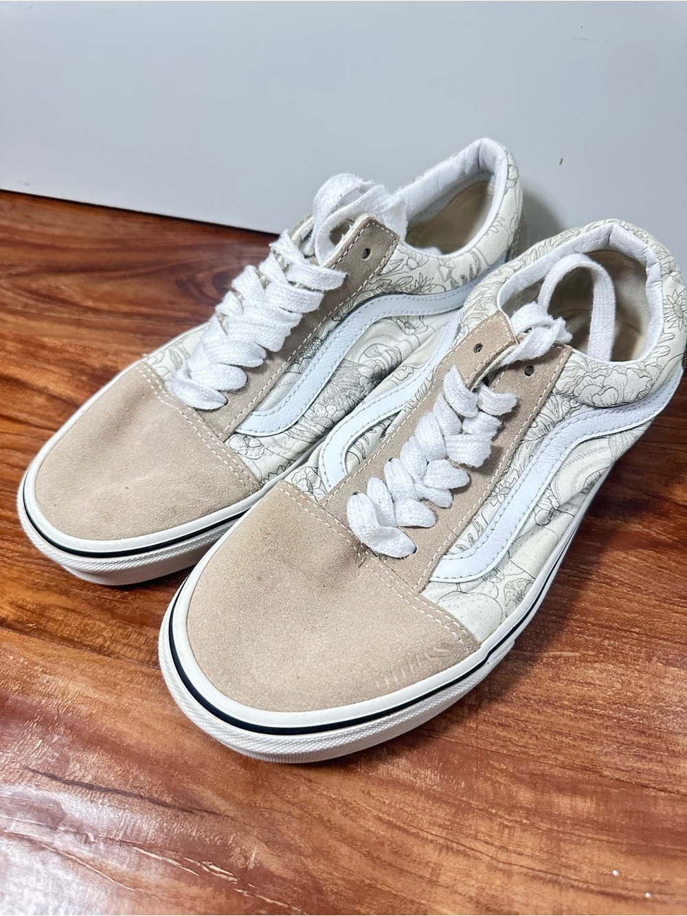 Vans Old Skool Desert Skulls Incense White Shoes US Men 7 / Women 8.5 EUR 39